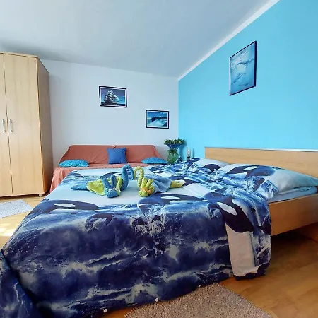 Anchy בית הארחה 3*