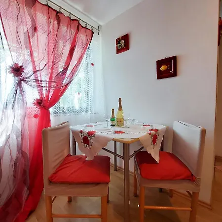 Anchy בית הארחה 3*