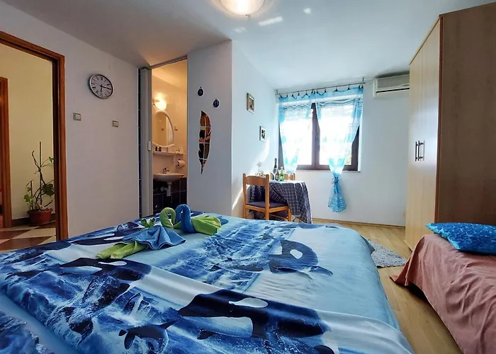 ゲストハウス Anchy 3*